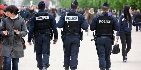 les conditions pour devenir policier sans bac